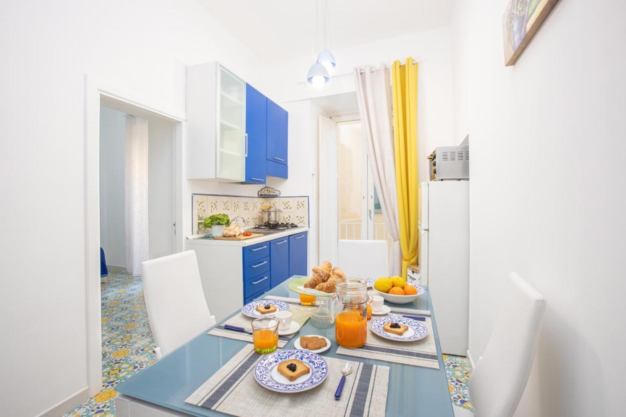 Brezza Marina-Authentic Sorrento Flat By The Beach Exterior photo