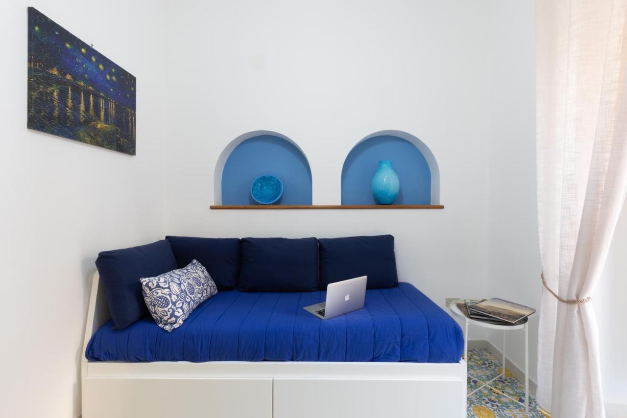 Brezza Marina-Authentic Sorrento Flat By The Beach Exterior photo
